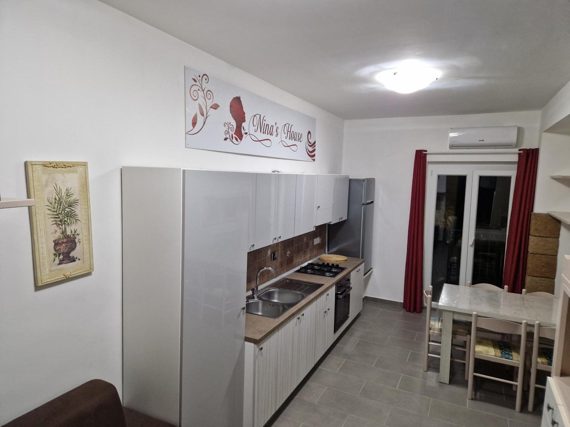 Nina'S House 2 A 300 Metri Dal Mare Lejlighed Santa Caterina Dello Ionio Marina Eksteriør billede